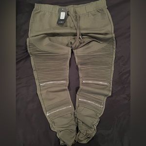 Olive Green Utility Leggings 1X